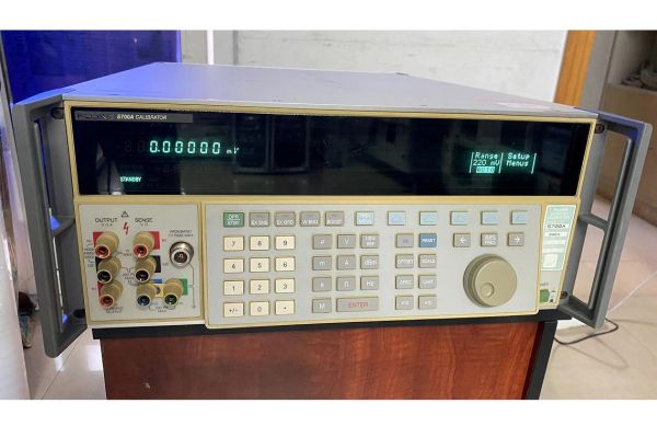 福祿克5700A多功能校準儀 