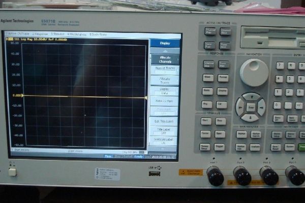 安捷倫Agilent E5071B網(wǎng)絡(luò )分析儀